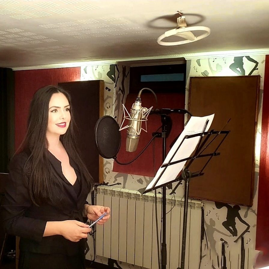 Voice - Over - Stefania - Mihailescu - studio - inregistrari